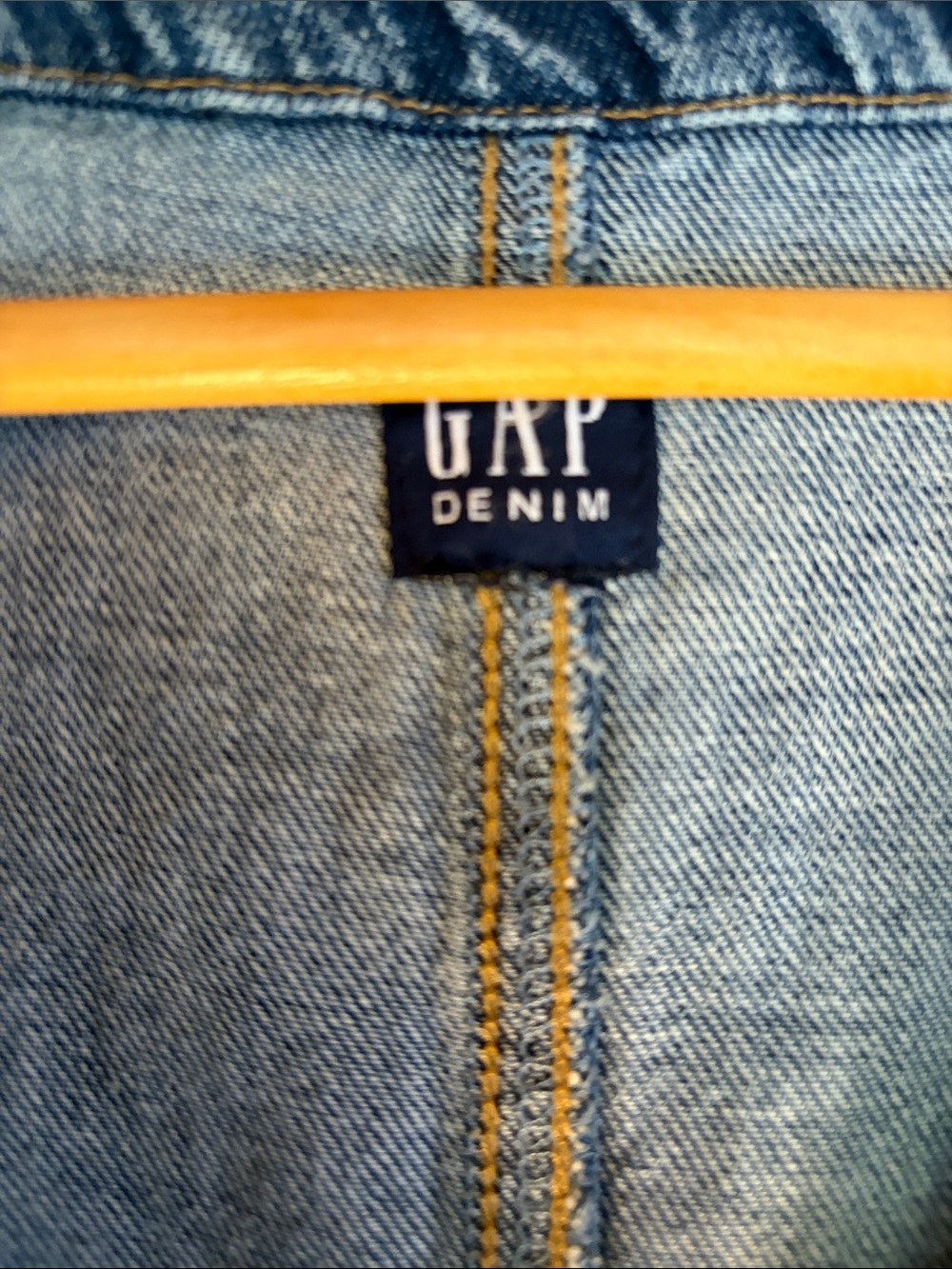 GAP Blue Denim Button-Front Top Ladies xl - Picture 2 of 4